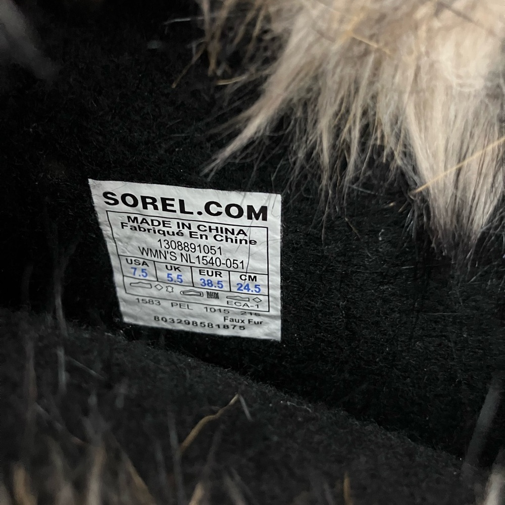 Sorel Faux Fur Trimmed Lace Up Winter Boots - Picture 5 of 7